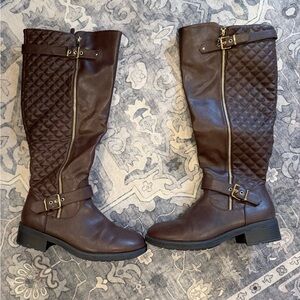 Dream Pairs Brown Quilted Heeled Boots